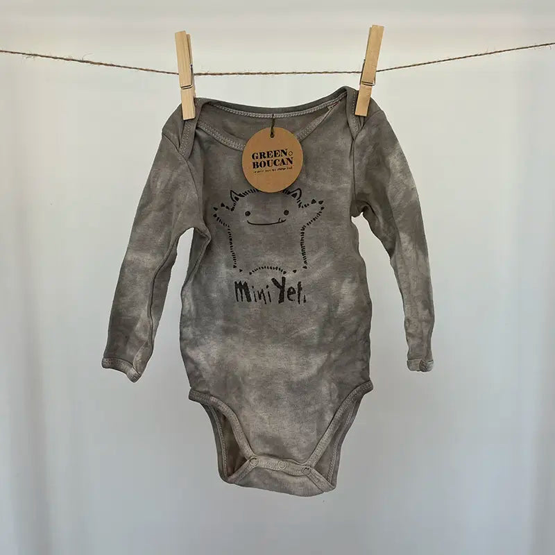 Body bébé upcycling teinture naturelle bois de campêche