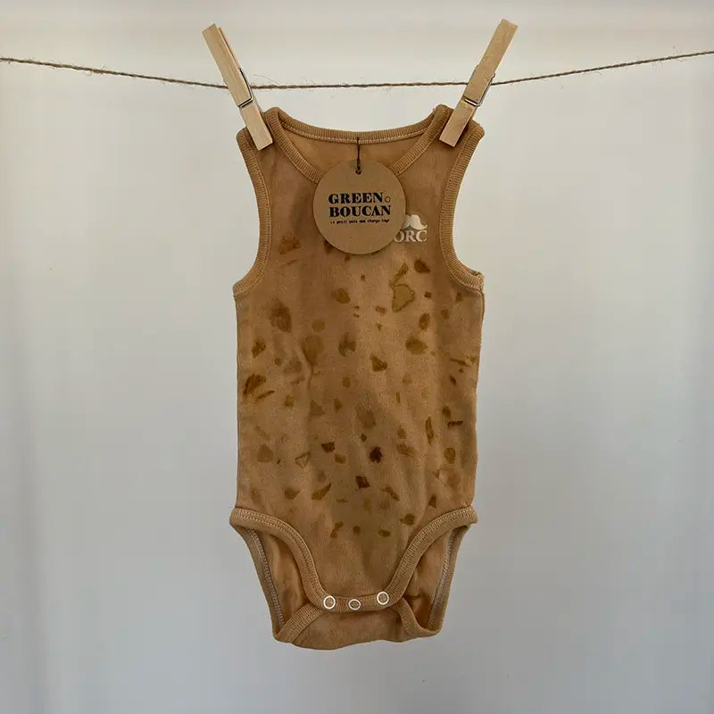 Body bébé upcyclé teinture naturelle oignon eco print