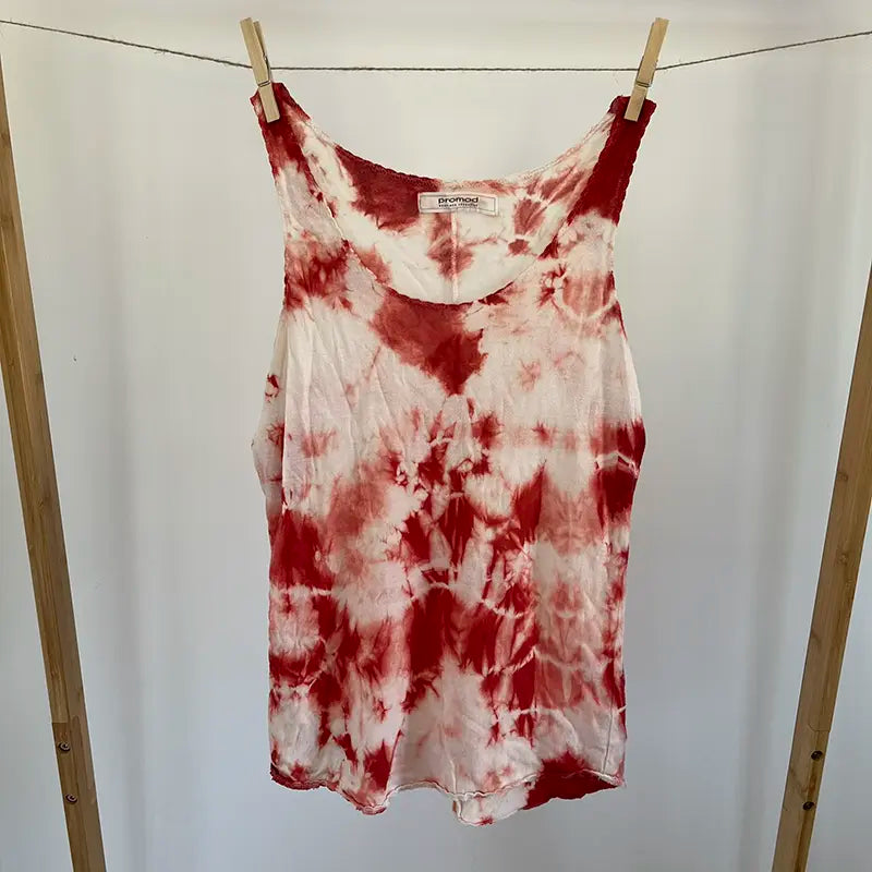 Débardeur upcyclé teinture garence tie and die shibori