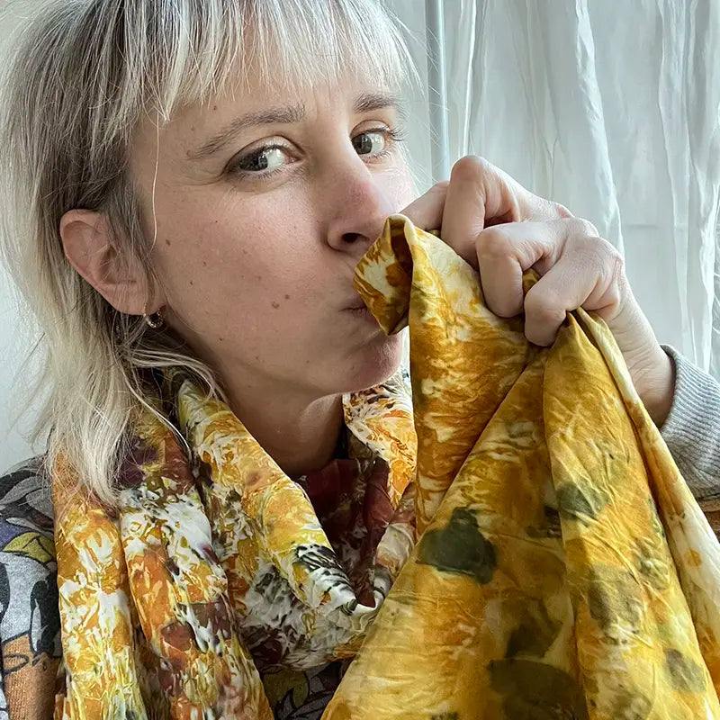 Formation teinture vegetale chez Couleur Garance avec Lise Camoin