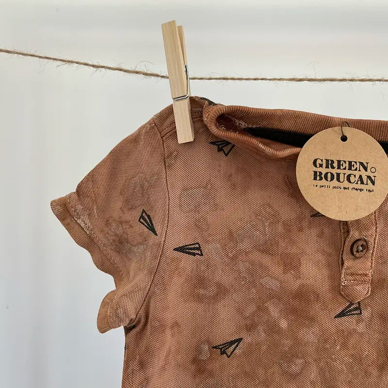 Polo upcycling teinture végétale oignon ecoprint
